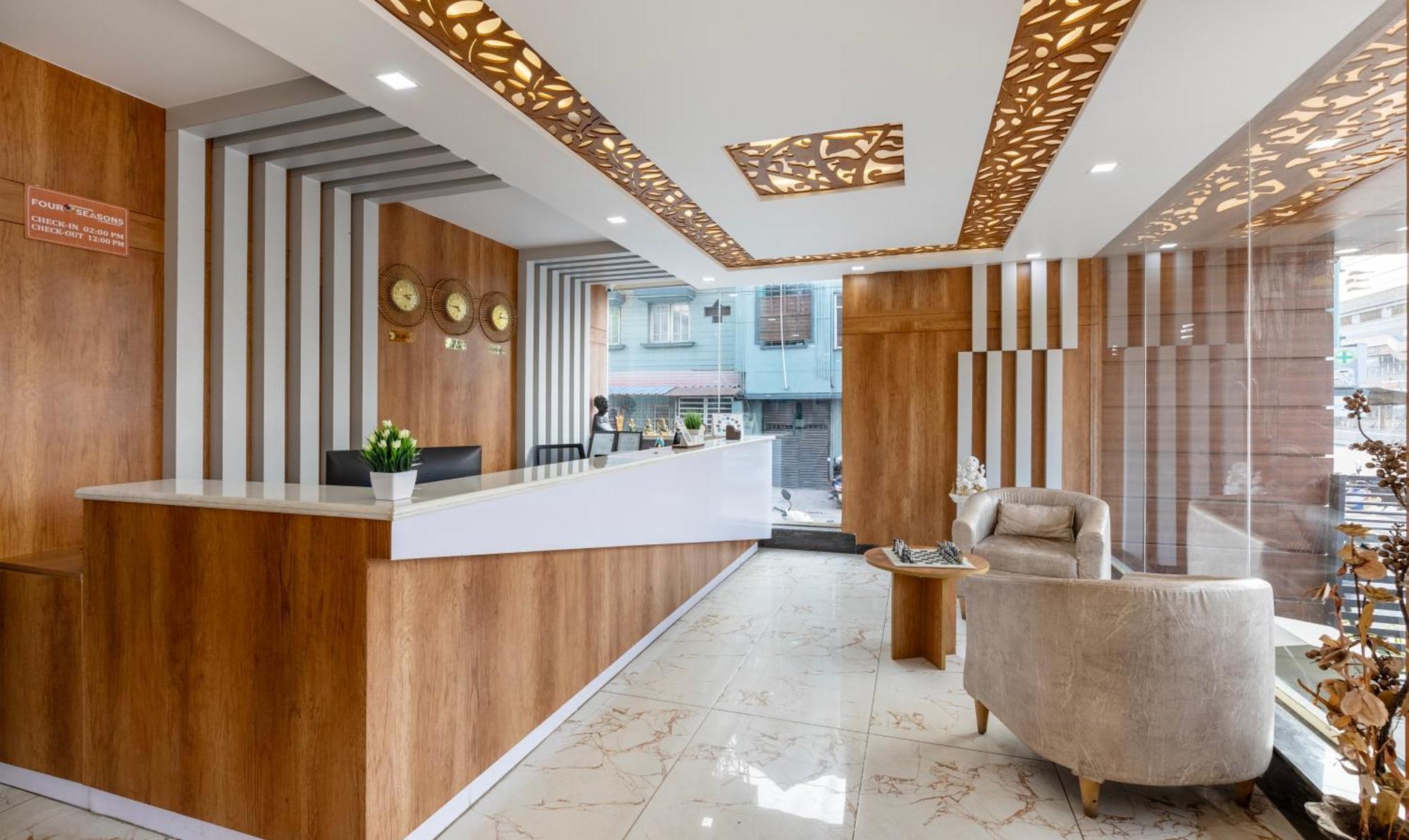 ホテル Treebo Four Seasons マイソール エクステリア 写真